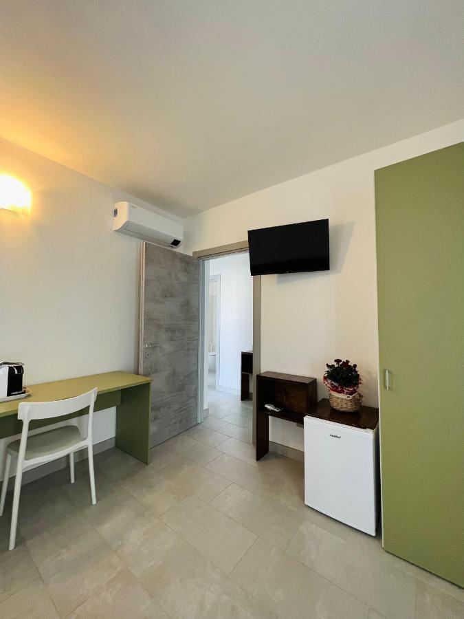 La Ringhiera Hotel โนวารา ภายนอก รูปภาพ
