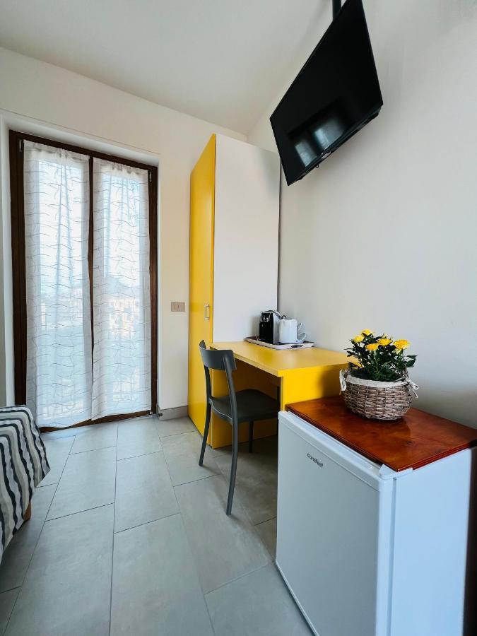 La Ringhiera Hotel โนวารา ภายนอก รูปภาพ